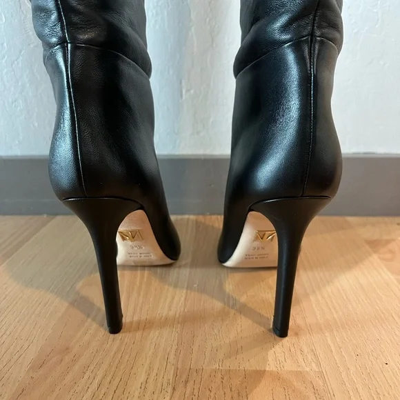Tamara Mellon- Nappa Knee High Black Boots 39.5 / Women’s Size 9 US - Picture 4 of 8